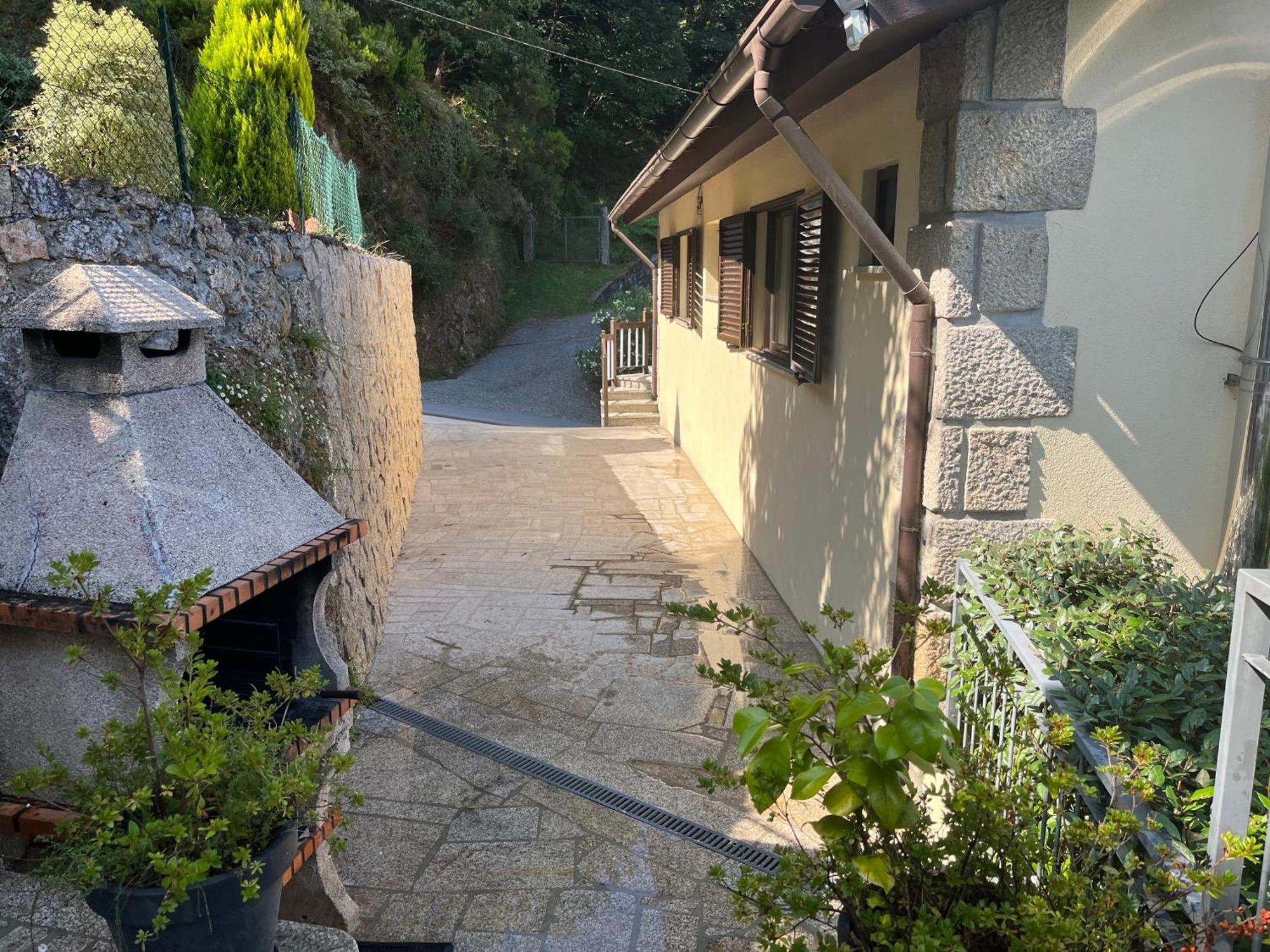 제어스 Casa De Casarelhos - Vistas Rio, Campo E Montanha - Lareira 아파트 외부 사진